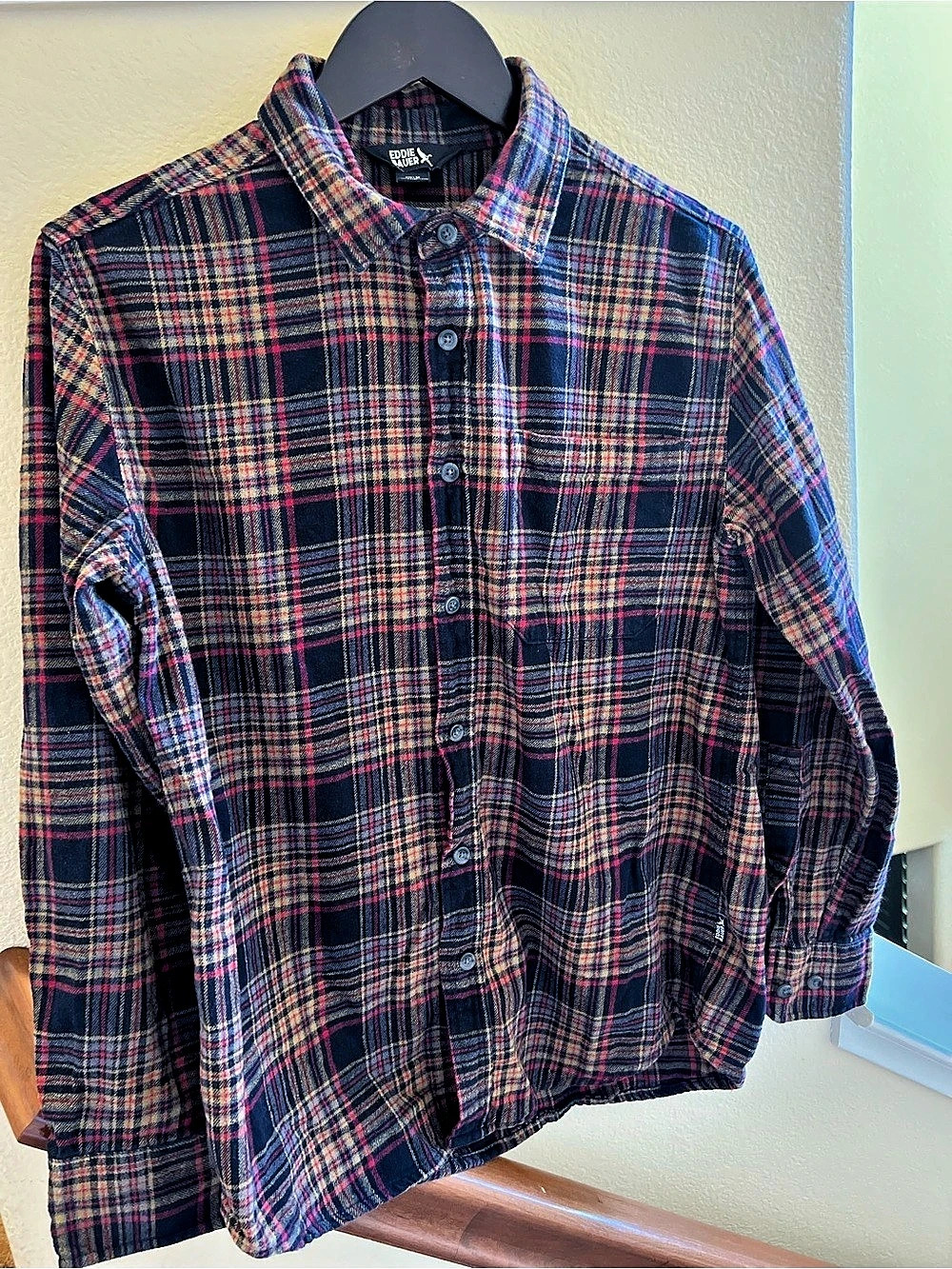 Eddie Bauer Plaid Cotton Shirt in Blue, Tan & Red Size Medium